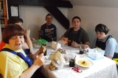 Pozdrawiamy :)